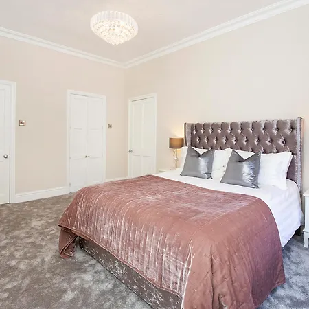 Vakantiehuis George Street Two - Uk2767